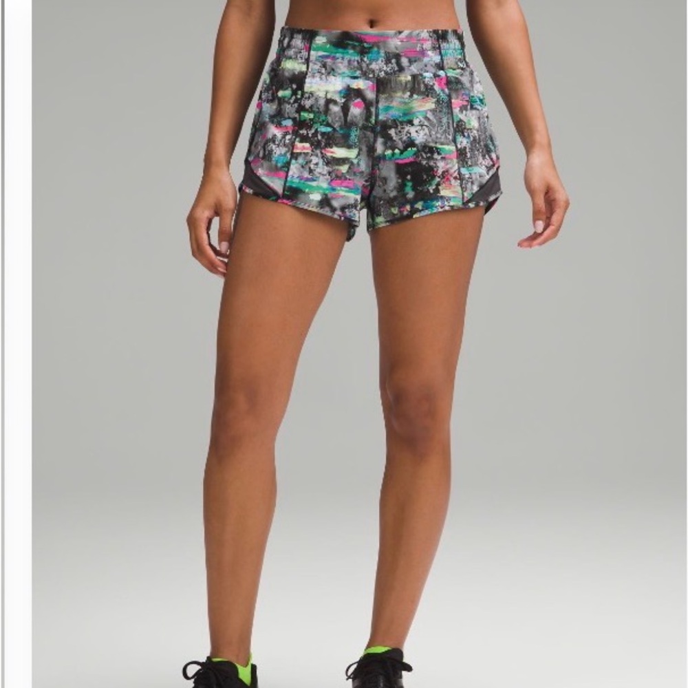 lululemon Hotty Hot high rise 2.5 in  Black Multicolor Athletic Shorts 10
